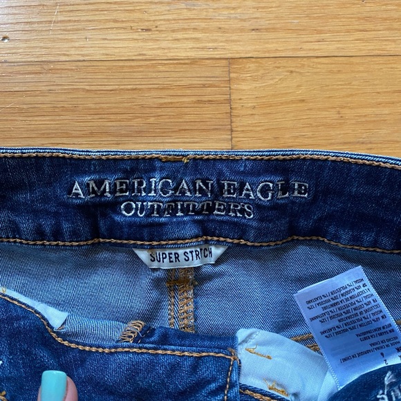 American Eagle High Rise Shortie Jean Shorts - Picture 3 of 4